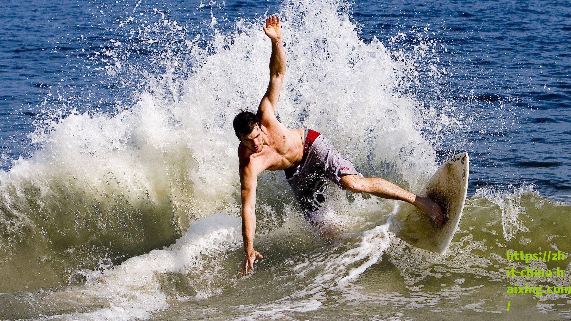 防线告急！利夫拉托重伤缺阵八周，残阵纽卡斯尔迎战曼城面临终极攻防考验